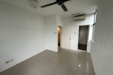 Midfields Condominium