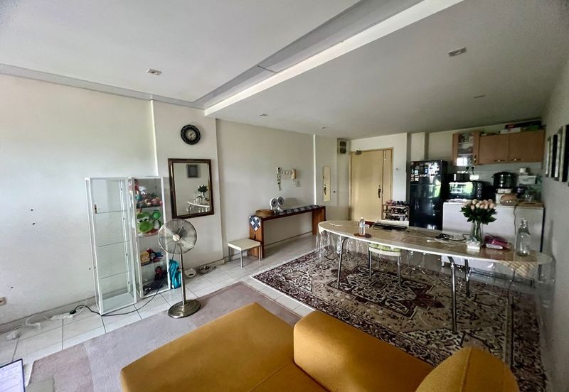 City Garden Palm Villa Condominium