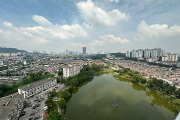 28 Boulevard (28 BLVD)