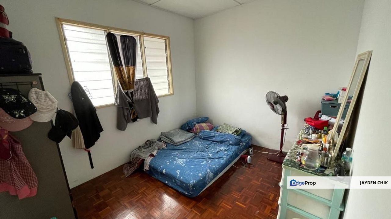 Happy Garden Flat Walk Up Flat At Taman Gembira, Kuchai Lama, Kuala Lumpur, Kuchai Lama