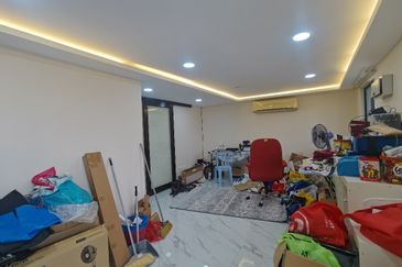 Double Storey House At Sri Petaling