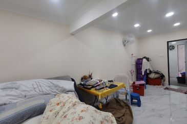 Double Storey House At Sri Petaling