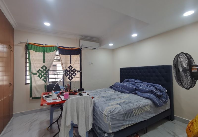 Double Storey House At Sri Petaling