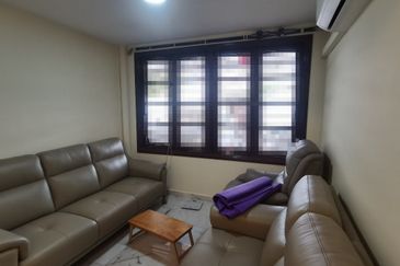 Double Storey House At Sri Petaling