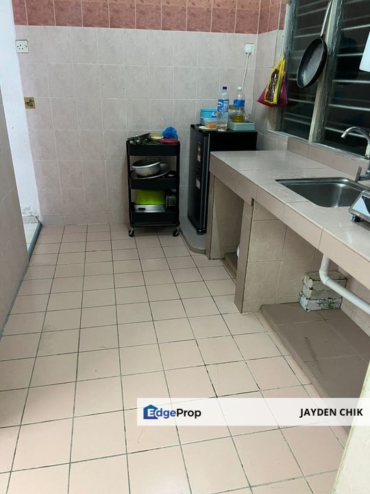 [Low Cost Selangor] Pangsapuri Teratai Flat L6 At Bandar Mahkota Cheras, Walking Distance To NSK, Selangor, Cheras