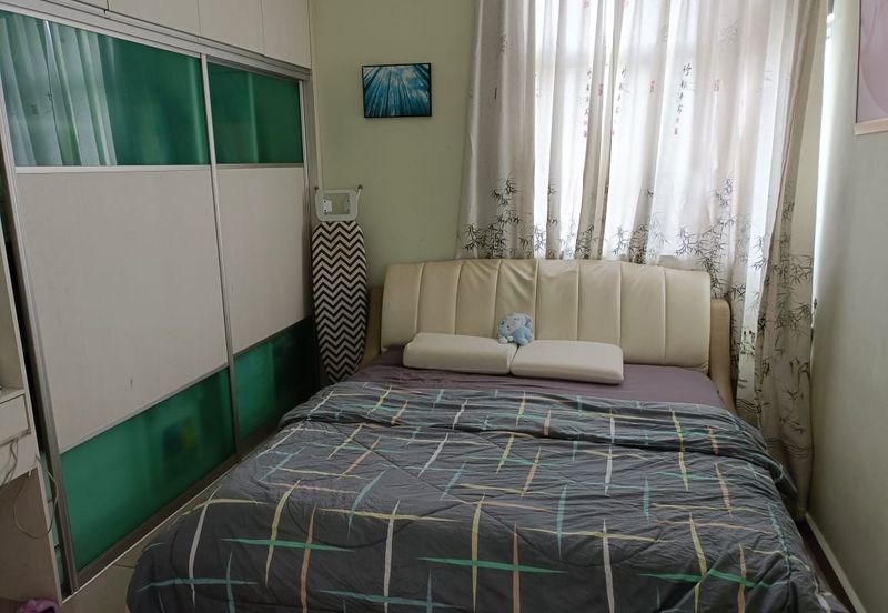 Midfields Condominium