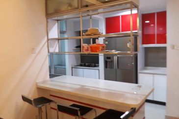 Midfields Condominium