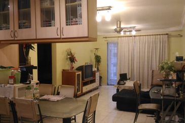 Desa Sri Puteri B Apartment At Desa Petaling