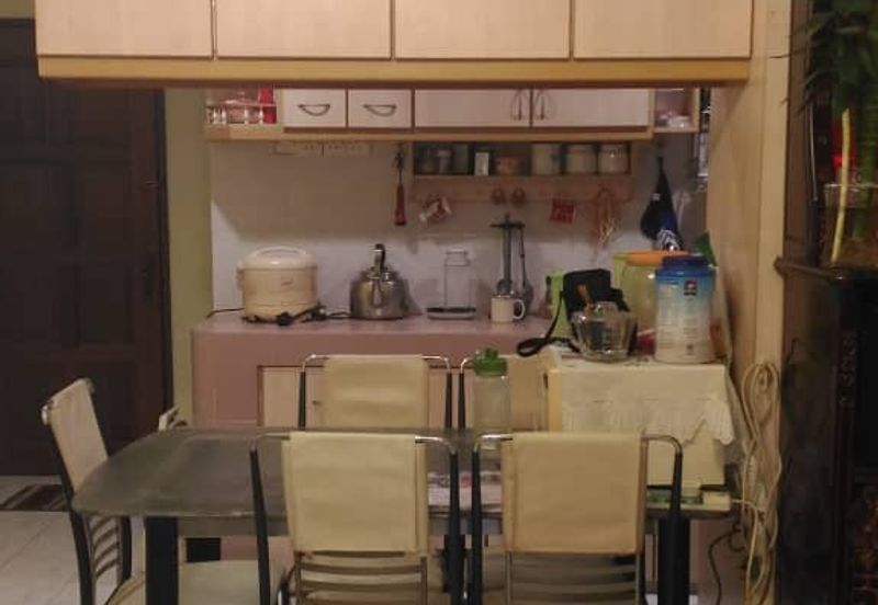 Desa Sri Puteri B Apartment At Desa Petaling