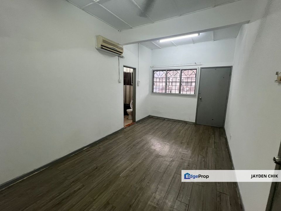 Townhouse Upper Floor At Pandan Indah Near LRT Cempaka / Cahaya, Selangor, Pandan Indah