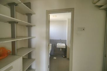 SetiaWalk R3 Solace Service Apartment