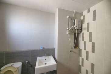 SetiaWalk R3 Solace Service Apartment