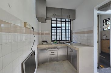 Apartment Ros, Taman Bukit Indah