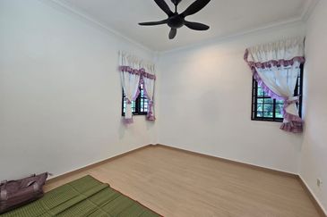 Apartment Ros, Taman Bukit Indah