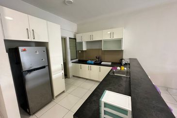 SetiaWalk R3 Solace Service Apartment