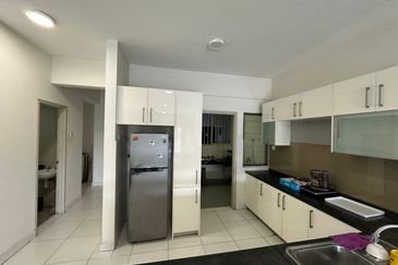 SetiaWalk R3 Solace Service Apartment