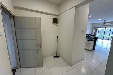 SetiaWalk R3 Solace Service Apartment