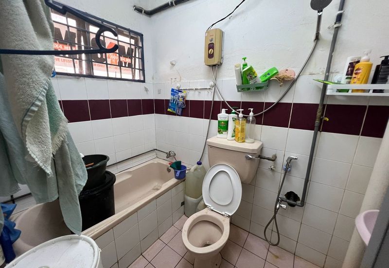 Taman Lembah Maju 600 Apartment