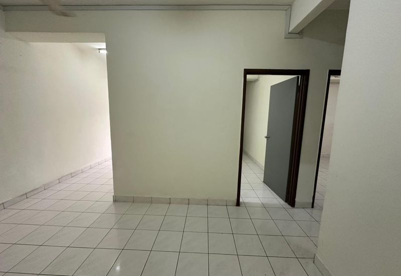 Taman Lembah Maju 600 Apartment