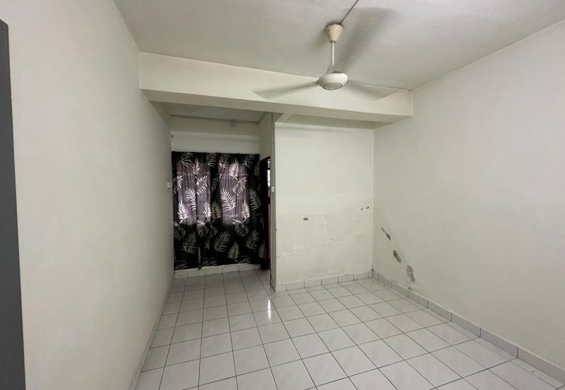 Taman Lembah Maju 600 Apartment