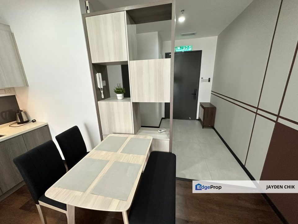 Queensville Soho Fully Furnished At Permaisuri Cheras Near LRT, Kuala Lumpur, 