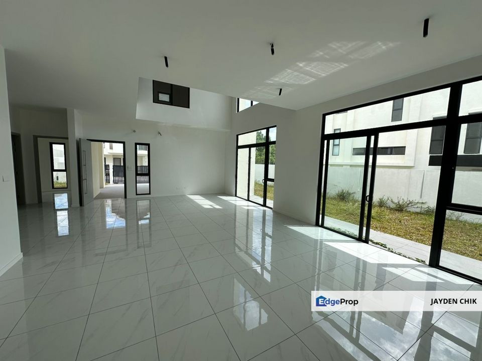 3 Storey Indica Bungalow Twin Palms At Sungai Long, Selangor, Kajang