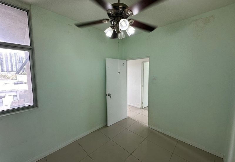 Midfields Condominium