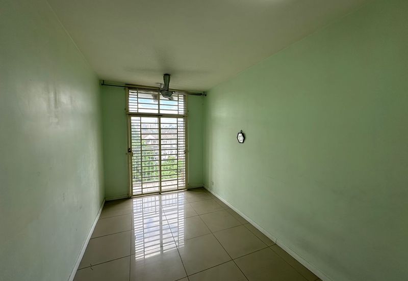 Midfields Condominium