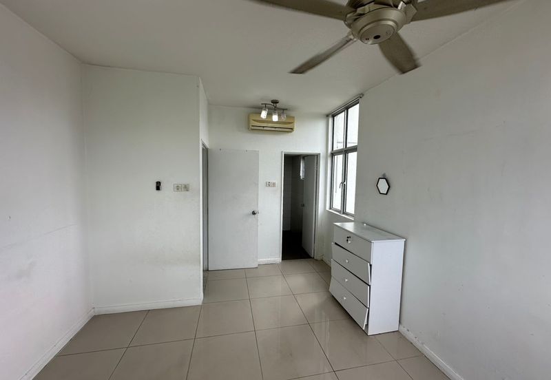 Midfields Condominium