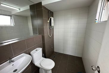 Midfields Condominium