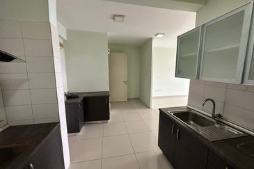 Midfields Condominium