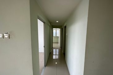 Midfields Condominium