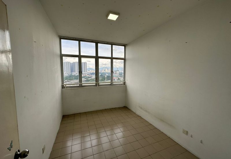 Midfields Condominium