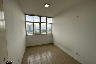 Midfields Condominium