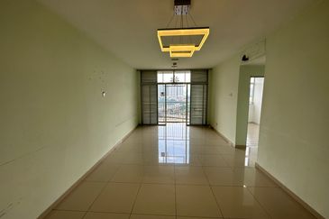 Midfields Condominium