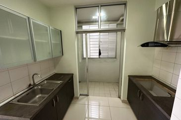 Midfields Condominium