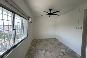 Pandan Heights Condominium