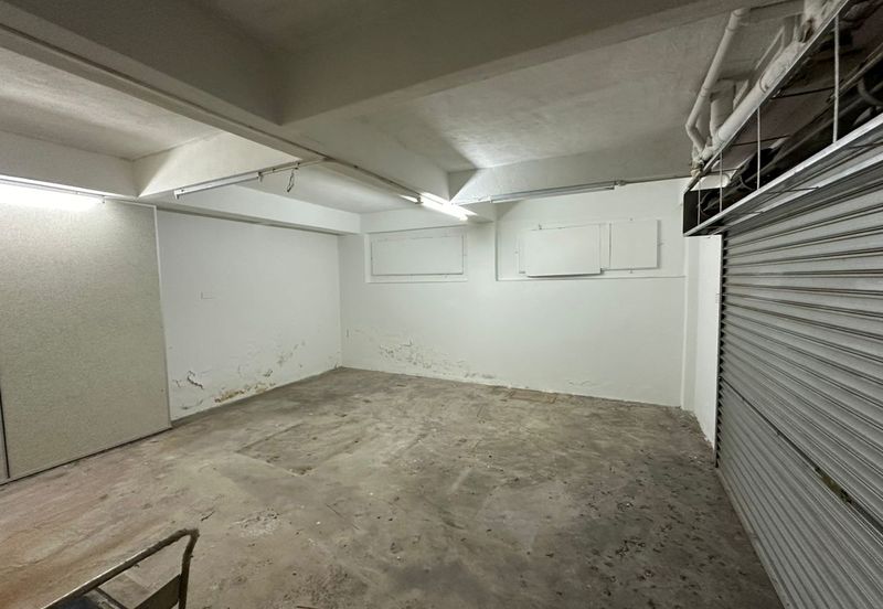 Shop Lot Corner Unit At Taman Lembah Maju 600 