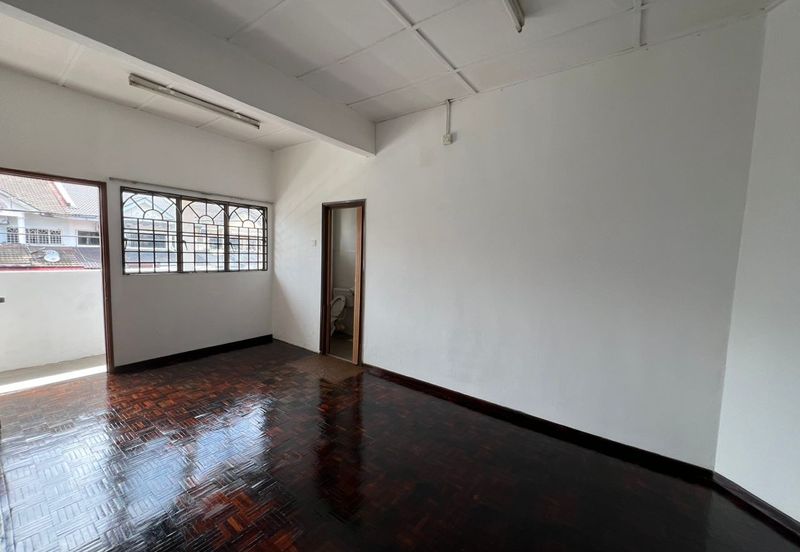 Townhouse at Pandan Indah Ampang (Very Near LRT Cahaya)