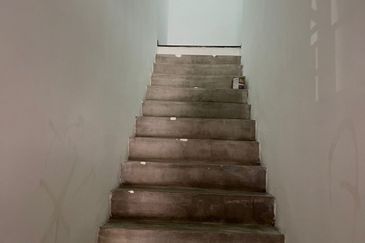 Townhouse at Pandan Indah Ampang (Very Near LRT Cahaya)