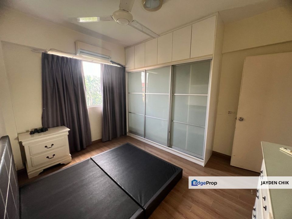 Puteri Court Apartment At Taman Putra Ampang, Selangor, Ampang