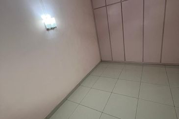 Apartment Taman Castlefield