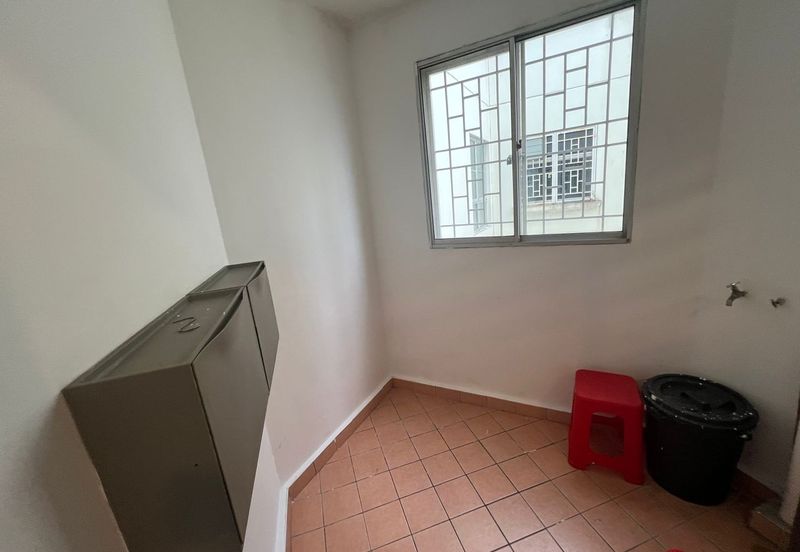 Pangsapuri Kristal (Crystal Tower), Taman Bukit Indah