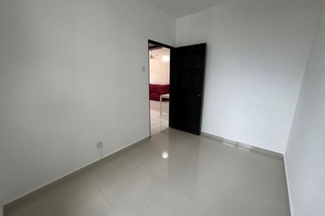 Pangsapuri Kristal (Crystal Tower), Taman Bukit Indah