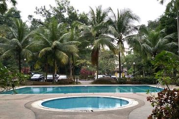 Pangsapuri Kristal (Crystal Tower), Taman Bukit Indah