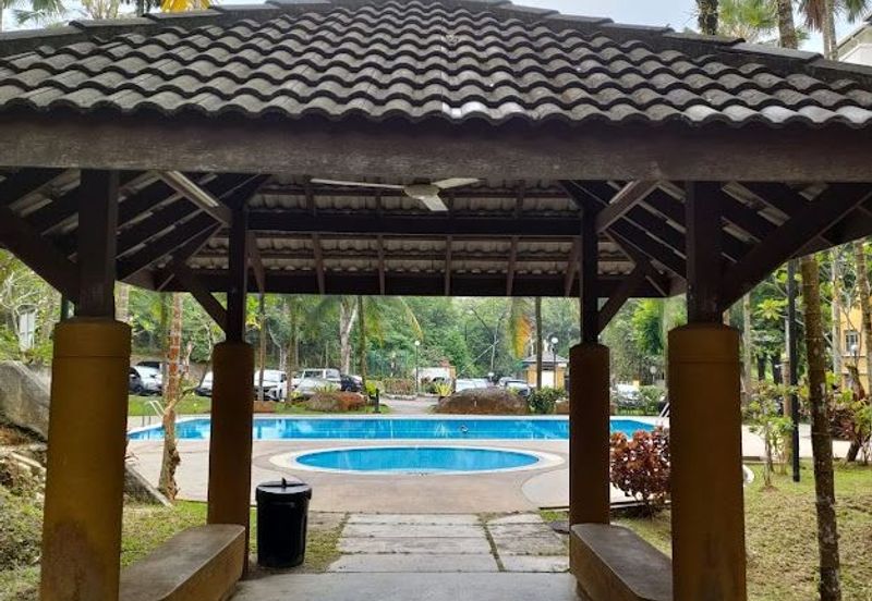 Pangsapuri Kristal (Crystal Tower), Taman Bukit Indah