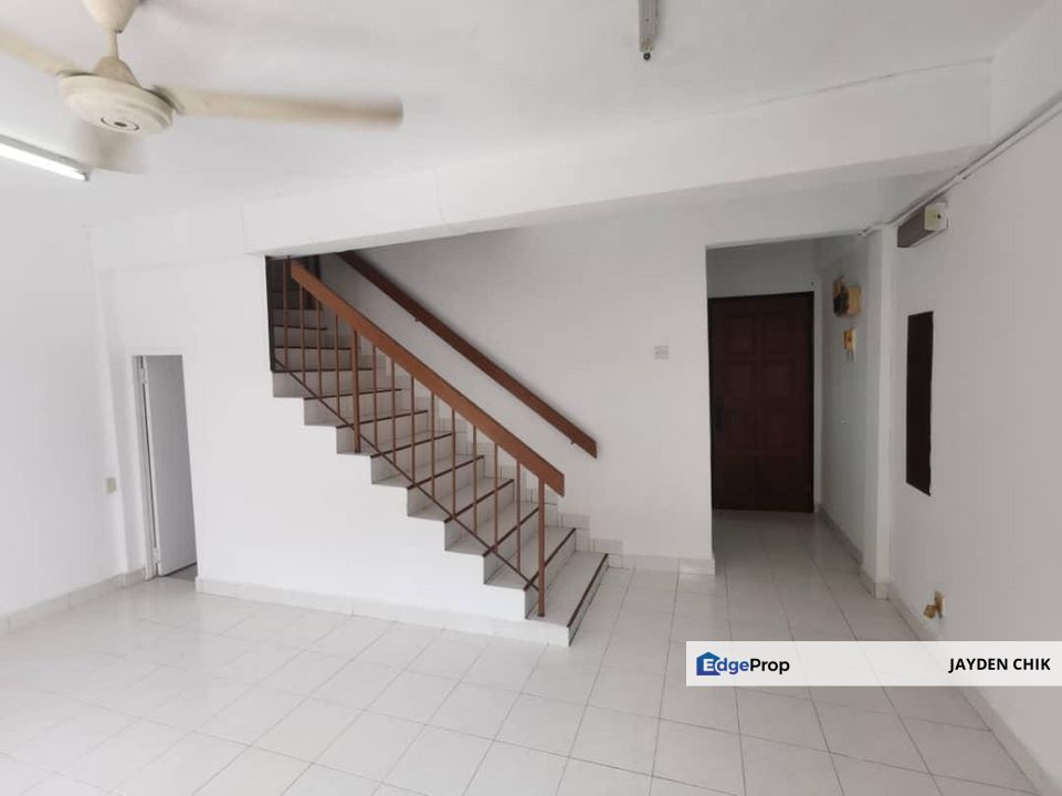 Cheap! Perdana Villa Duplex At Pandan Perdana, New Paint - 1st floor, Kuala Lumpur, 