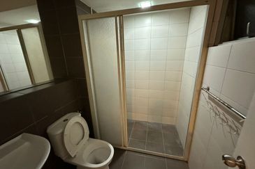 Midfields Condominium