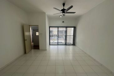 Double Storey House Amansara Puchong At Taman Puchong Prima