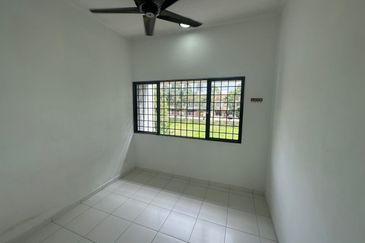 Double Storey House Amansara Puchong At Taman Puchong Prima